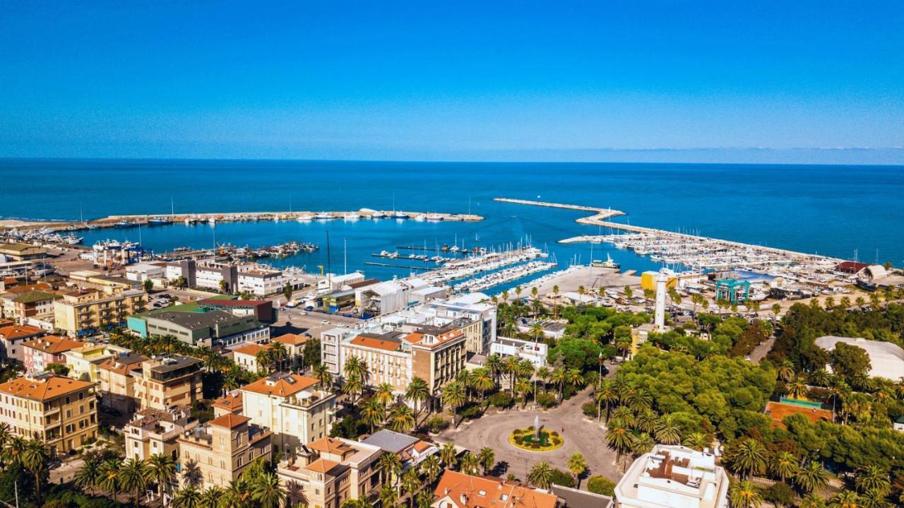 Hotel Calabresi San Benedetto del Tronto Eksteriør billede