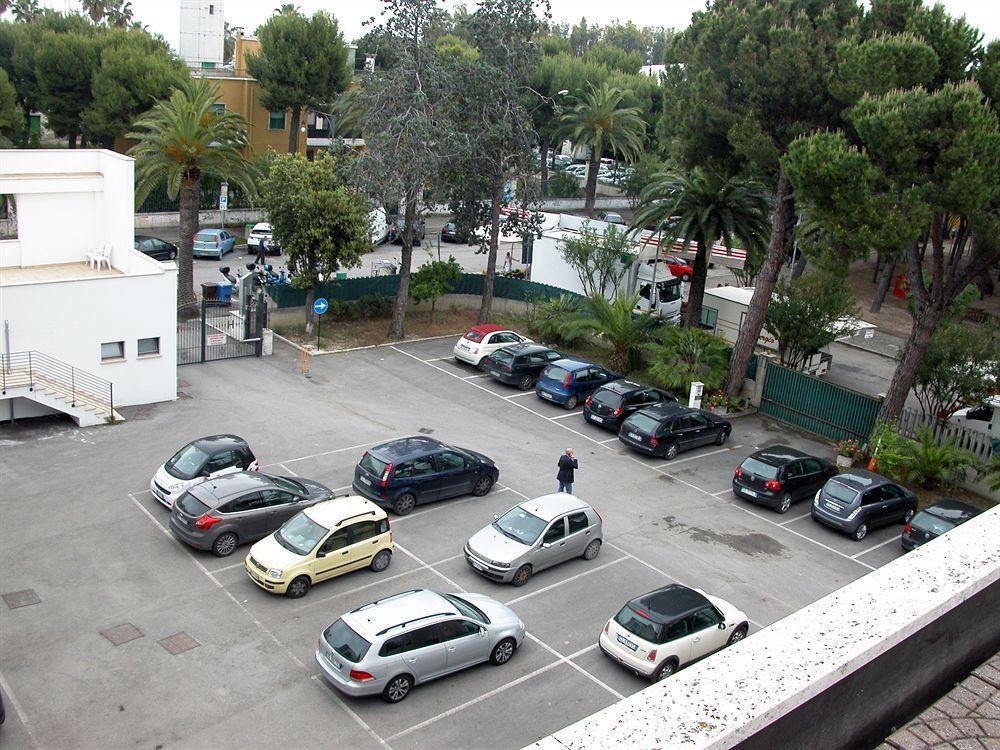 Hotel Calabresi San Benedetto del Tronto Eksteriør billede